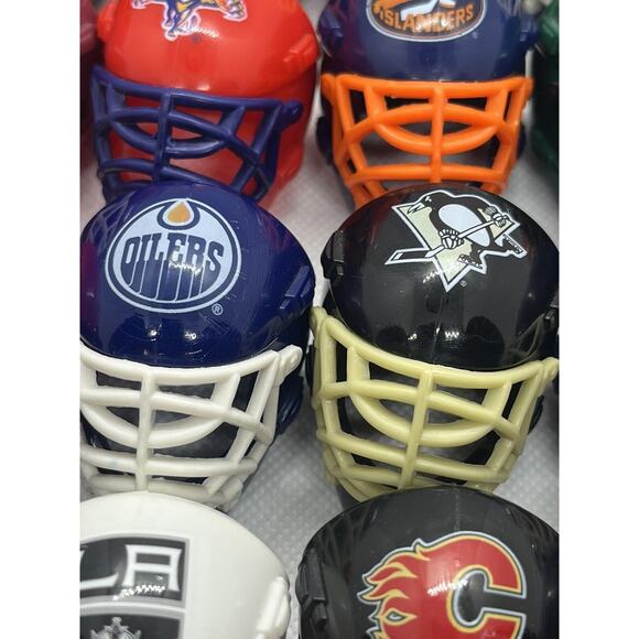 Franklin NHL Mini Hockey Goalie Masks Helmets Lot of 23 Teams - No Duplicates - Picture 13 of 15